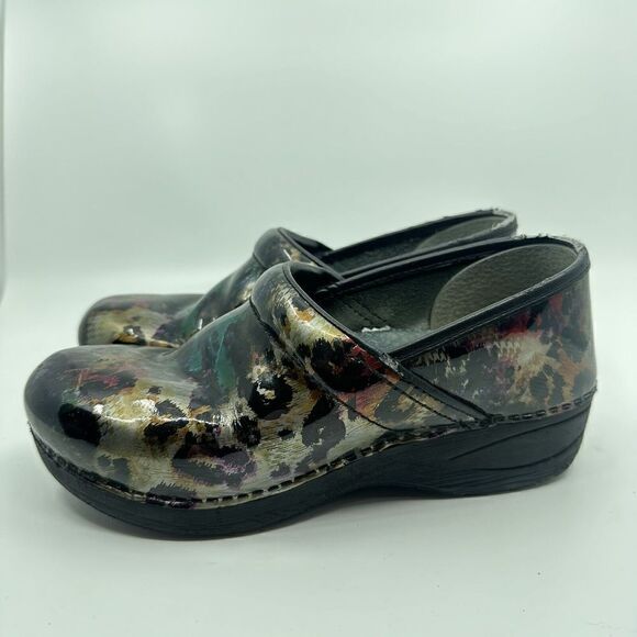 Dansko XP 2.0 Women’s Sz EU 39 US 8.5-9 Cheetah Print Leather Nursing Clogs - Picture 3 of 10